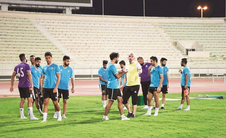 جانب من تدريب سابق للعربي (محمد هاشم)