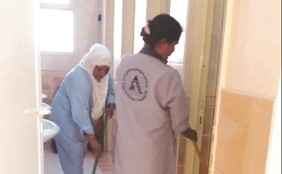 عمال النظافـة باشروا أعمالهم في المدارس﻿