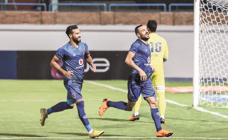لاعب الاهلي علي معلول يحتفل بهدفه في مرمى حرس الحدود	 (موقع الأهلي) ﻿