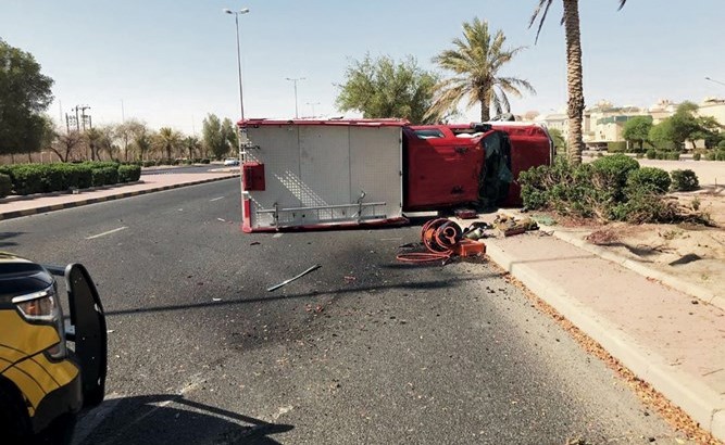 سيارة الإطفاء وقد لحقت بها تلفيات بالغة﻿