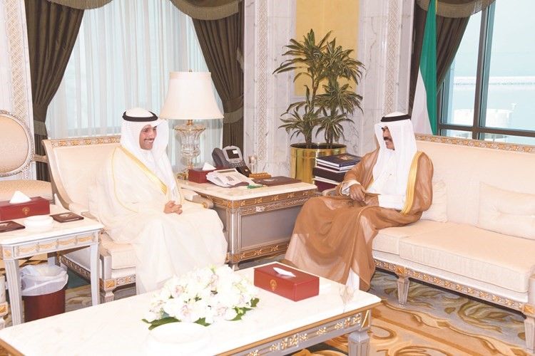 سمو نائب الأمير وولي العهد الشيخ نواف الأحمد يستقبل رئيس مجلس الامة مرزوق الغانم﻿