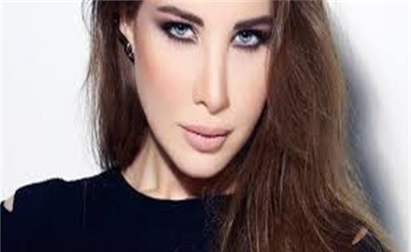 أول صورة لنانسي عجرم بفستان الحمل