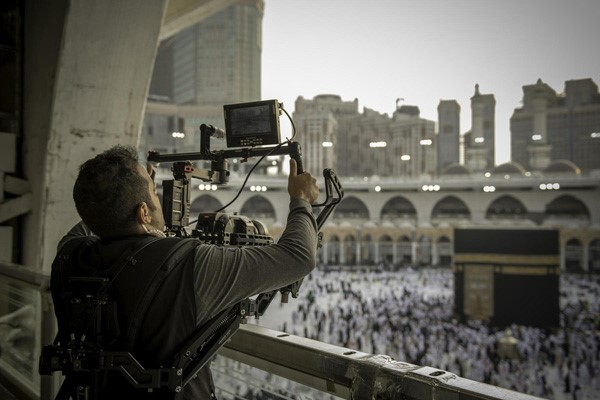 ما لم تشاهده من قبل في كسوة الكعبة المشرفة
