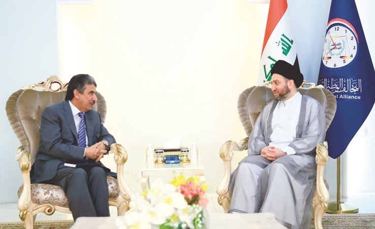 السفير سالم الزمانان خلال المباحثات مع رئيس تيار الحكمة الوطني العراقي عمار الحكيم﻿