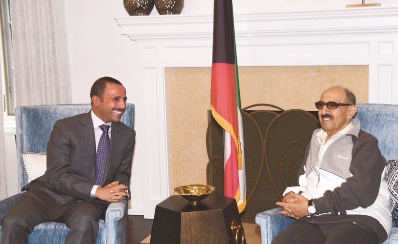 صاحب السمو الأمير الشيخ صباح الأحمد لدى استقباله رئيس مجلس الأمة مرزوق الغانم﻿