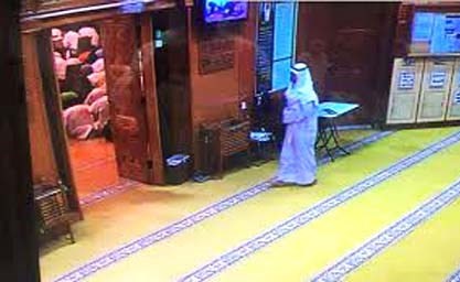 صورة ارشيفية للارهابي قبل دخوله المسجد وتفجير نفسه﻿