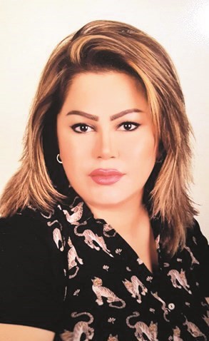 الإعلامية فاطمة الطباخ﻿