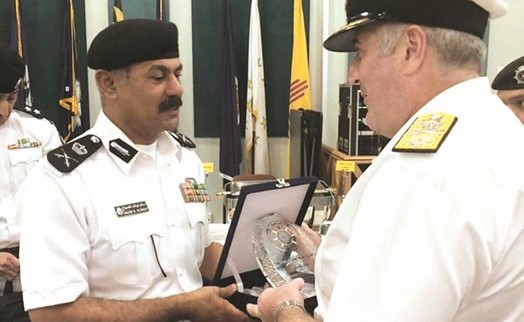 اللواء الشيخ سالم النواف أثناء تسلم درع قيادة قوة الواجب ١٥٢﻿
