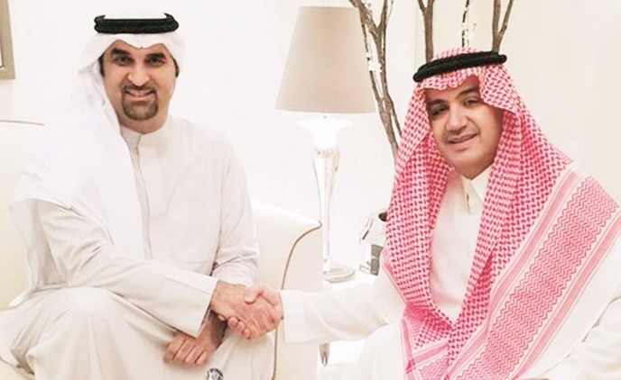  مع الشيخ وليد آل إبراهيم أثناء توقيع الاتفاق على نقل ام بي سي حفلات سوق عكاظ ﻿