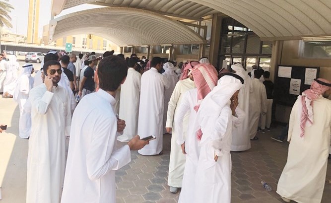 الباي فورس صداع في رأس طلاب جامعة الكويت سنويا﻿