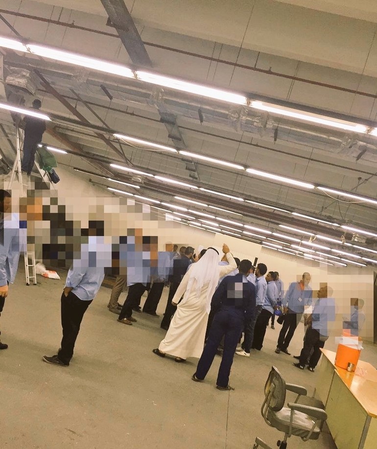 إنتهاء إضراب موزعي البريد بعد وعد الشركة المتعاقدة بالاستعجال بصرف رواتبهم المتأخرة