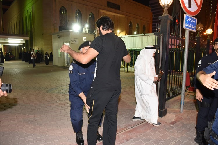 إجراءات أمنية﻿