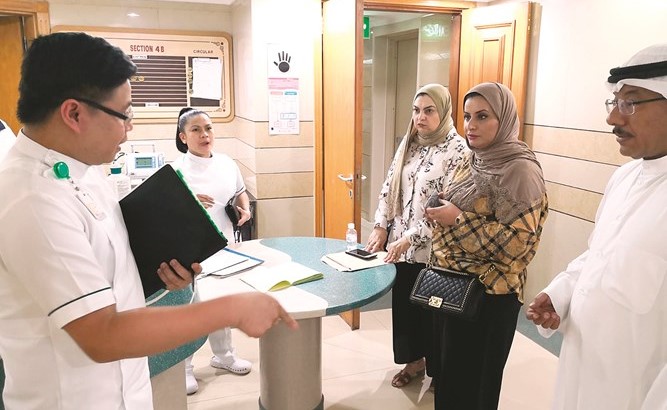 جانب من فريق التفتيش على المستشفيات الأهلية﻿