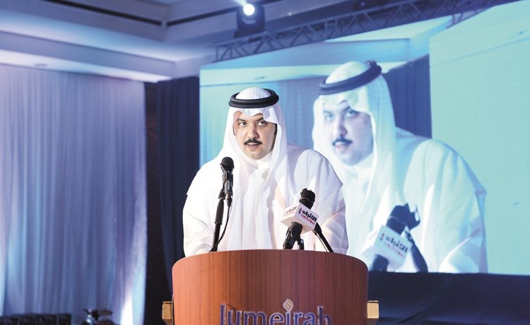 الشيخ مبارك العبدالله متحدثا خلال الحفل ﻿