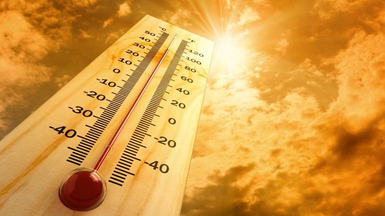 طقس نهار السبت حار نسبياً.. و"العظمى" 45درجة