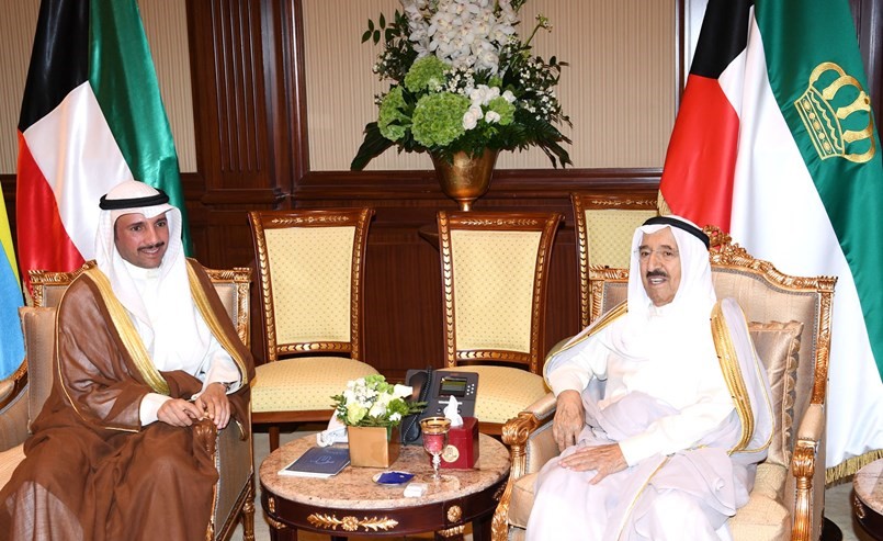 صاحب السمو الأمير الشيخ صباح الأحمد مستقبلا مرزوق الغانم ﻿
