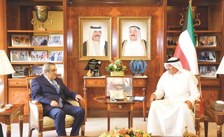 الشيخ صباح الخالد خلال لقائه سفير أرمينيا مانفيل باديان ﻿