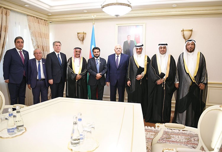 الغانم يعقد مباحثات مع رئيس الجمعية الوطنية الاذربيجانية