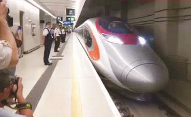 القطار الجديد سيختصر المسافة إلى ساعة واحدة﻿