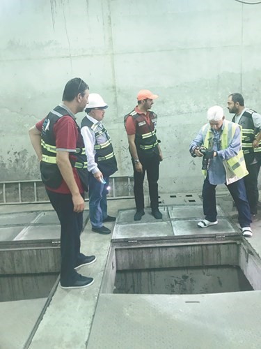 متابعة مدى جاهزية محطات الضخ التابعة للطرق﻿