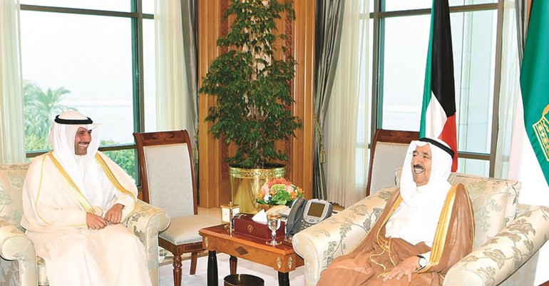 صاحب السمو الامير الشيخ صباح الاحمد مستقبلا مرزوق الغانم ﻿