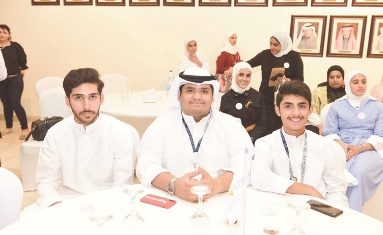 عدد من المشاركين والمشاركات﻿