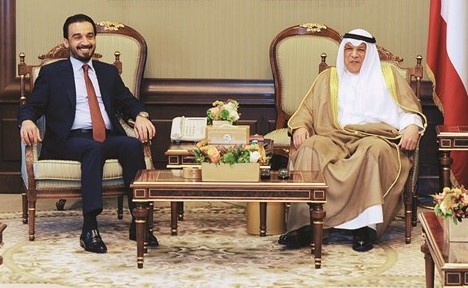 الشيخ خالد الجراح مستقبلا محمد الحلبوسي﻿