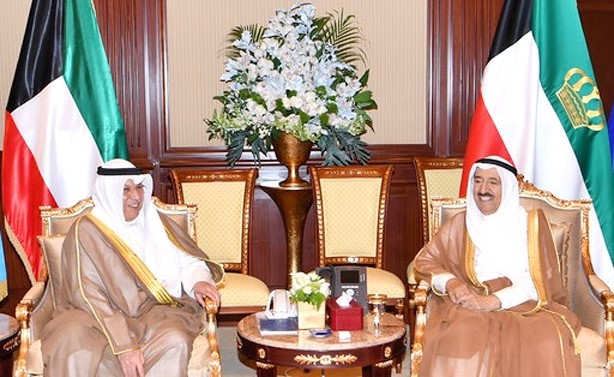 صاحب السمو الأمير الشيخ صباح الأحمد مستقبلا الشيخ خالد الجراح ﻿