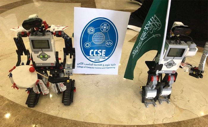 بالفيديو.. الروبوت الآلي يؤدي "العرضة النجدية" بجامعة سعودية