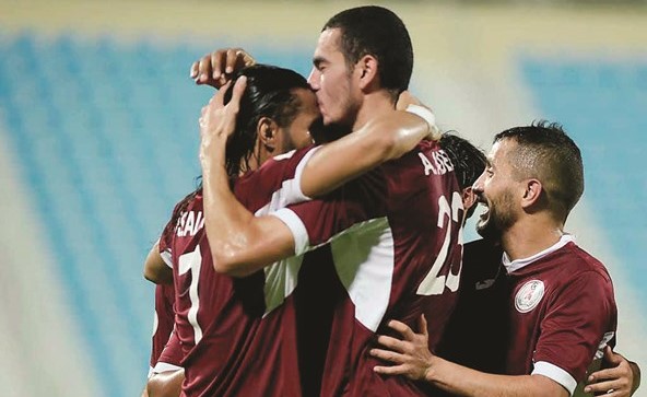 فرحة لاعبي المرخية بهدف العنزي﻿