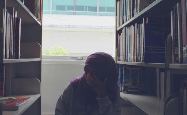 شجار بمدرسة بريطانية بعد نزع حجاب تلميذة... وصفوه بـ"الحرب العالمية الثالثة"