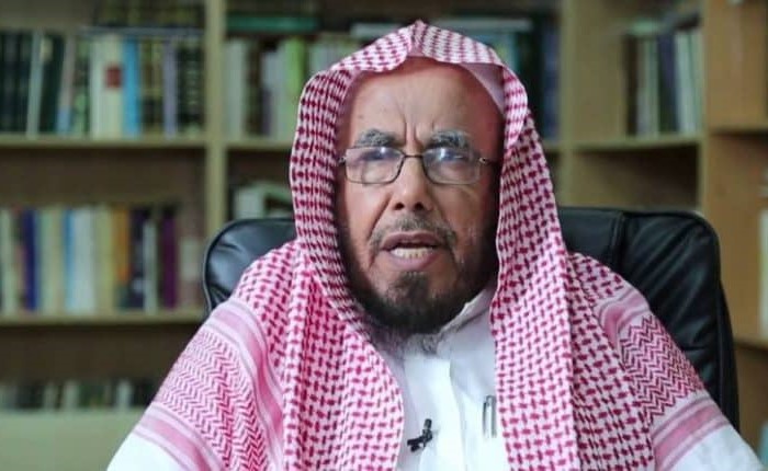 بالفيديو.. الداعيه المطلق: يجوز للأطباء ورجال الأمن والإطفاء الجمع بين الصلوات بدون السفر في هذه الحالة