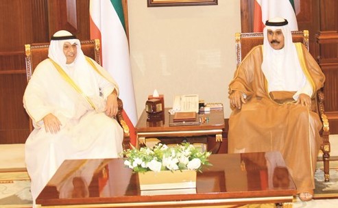 سمو ولي العهد الشيخ نواف الأحمد مستقبلا الشيخ خالد الجراح﻿
