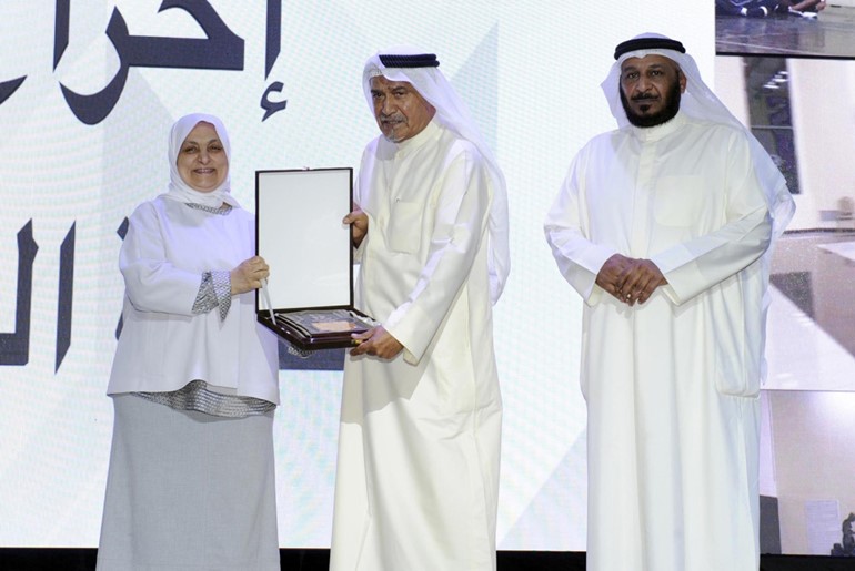 الصبيح: منتجع متكامل للمسنين ونادٍ لكبار السن في كل محافظة
