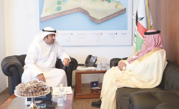 خالد الروضان مستقبلا ماجد القصيبي ﻿