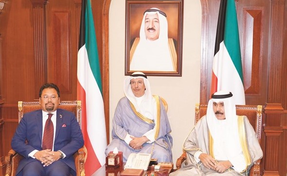 سمو ولي العهد مستقبلا سفير ماليزيا﻿