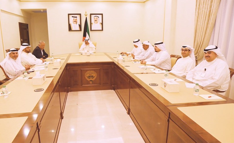 خالد الجارالله خلال الاجتماع﻿