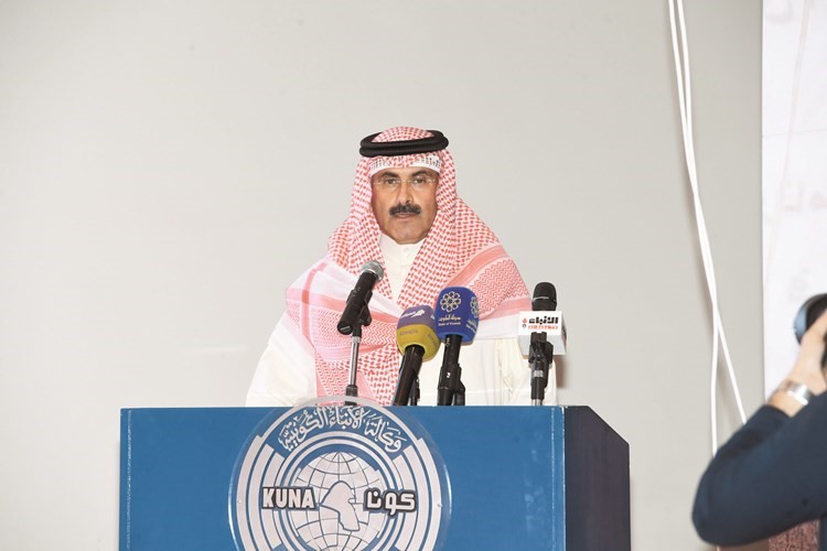 الشيخ مبارك الدعيج ملقيا كلمته ﻿