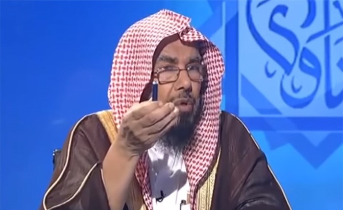 بالفیدیو.. الداعية المطلق یدعو الرجال إلى التعدد ویوجه نصیحة للزوجات