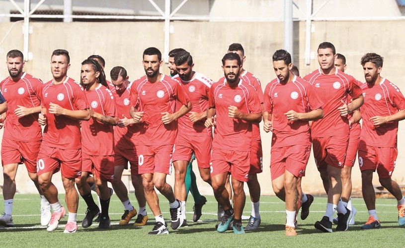 جانب من تدريب سابق لمنتخب لبنان على ملعب مجمع بئر حسن التربوي﻿