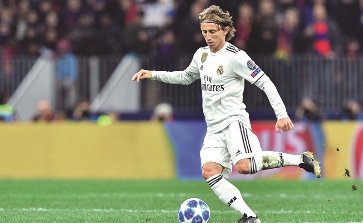لوكا مودريتش عليه مسؤولية كبيرة في ريال مدريد (أ.ف.پ) ﻿