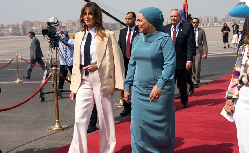 بالفيديو.. السيسي مستقبلاً ميلانيا ترامب: مصر حريصة على تدعيم العلاقات الإستراتيجية مع واشنطن