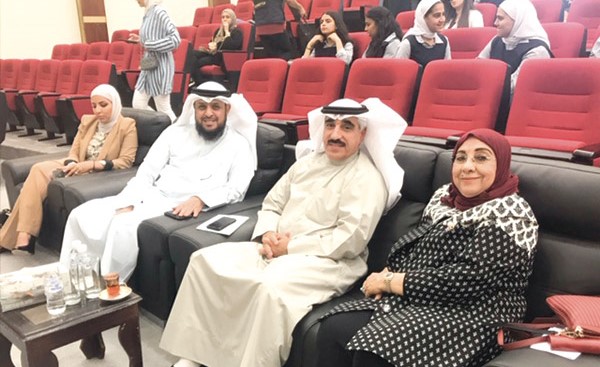 قسم الإعلام بكلية الآداب شارك في حلقة نقاشية بالتعاون مع ملتقى الإعلام الجديد