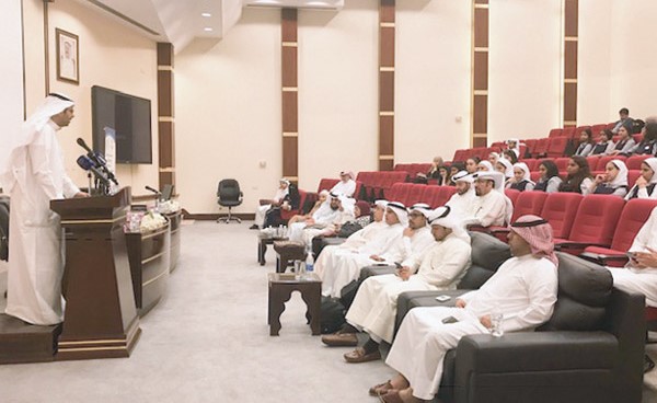 قسم الإعلام بكلية الآداب شارك في حلقة نقاشية بالتعاون مع ملتقى الإعلام الجديد