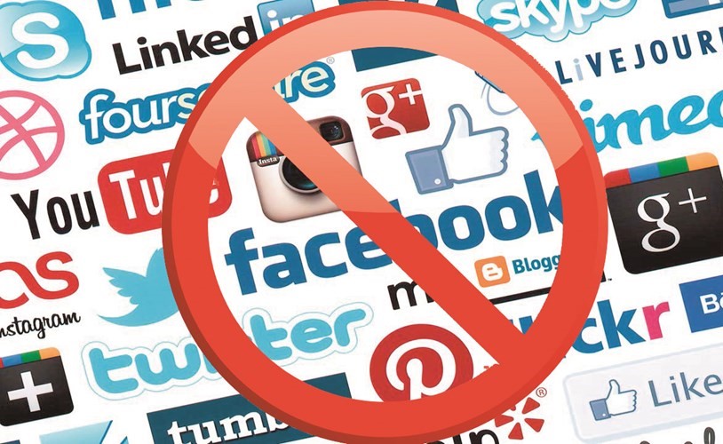 بنك كويتي يمنع موظفيه من استخدام السوشيال ميديا!