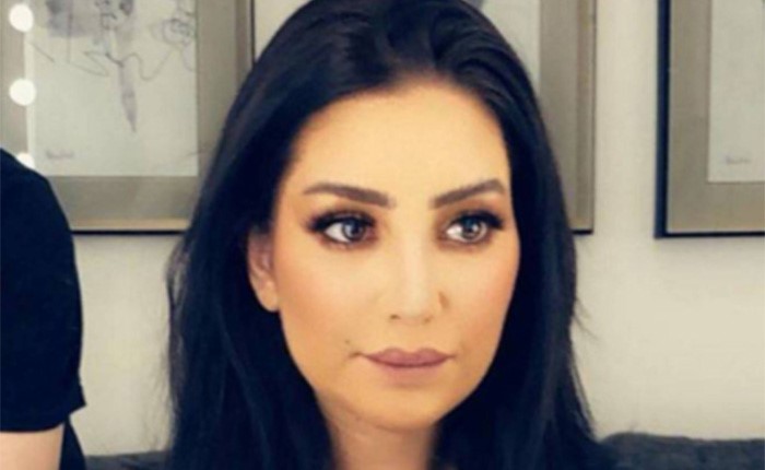 بالفيديو.. أمل العنبري تتخلص من عمليات التجميل.. وتؤكد: كنت مزيفة ومو أنا