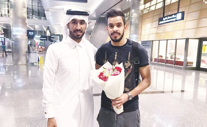 عجب يطير إلى ألمانيا بسبب آلام «الظهر»