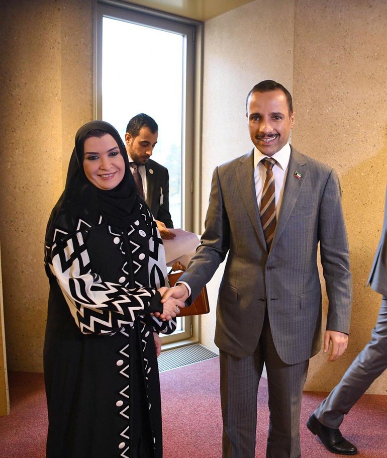 رئيس مجلس الأمة يجتمع إلى رئيسة المجلس الوطني الاتحادي الإماراتي