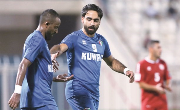 لاعبو الأزرق يسعون لتحقيق فوز جديد﻿