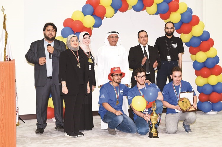 فريق من الجامعة العربية المفتوحة حصل على المركز الاول في الميدالية الذهبية﻿